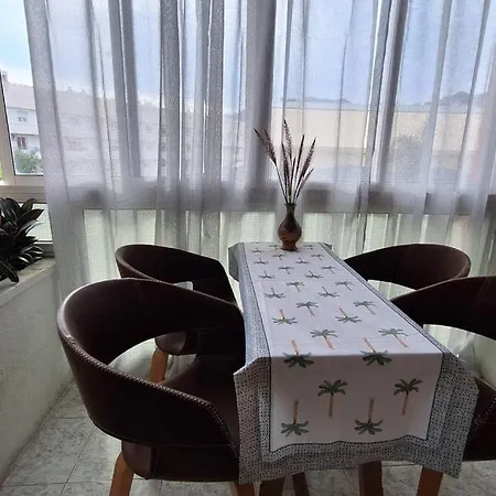 Apartment Comfy In *